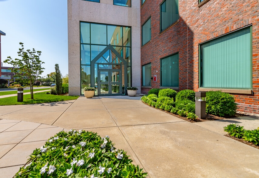 197 First Ave, Needham, MA for lease - Building Photo - Image 3 of 6