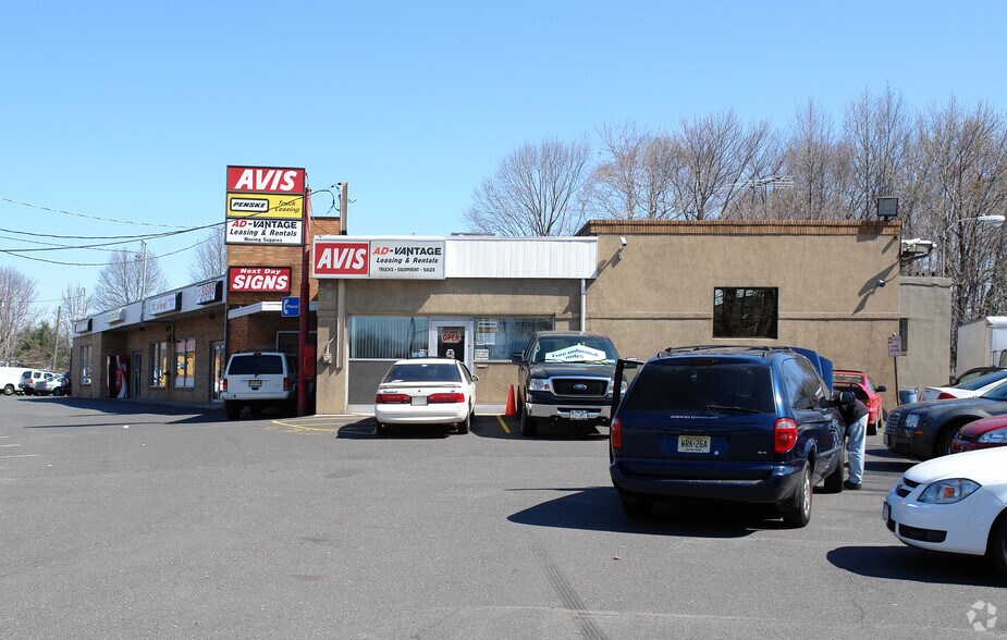 300 Rt-17, Paramus, NJ à louer - Photo du bâtiment - Image 3 de 4
