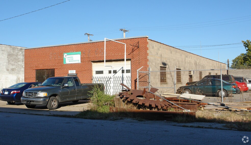 1825 Locust St, Kansas City, MO for sale - Building Photo - Image 2 of 2