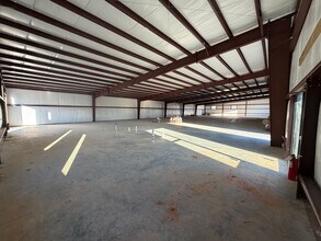 1894 E 1st Ave, Bentonville, AR à louer Photo intérieure- Image 2 de 10