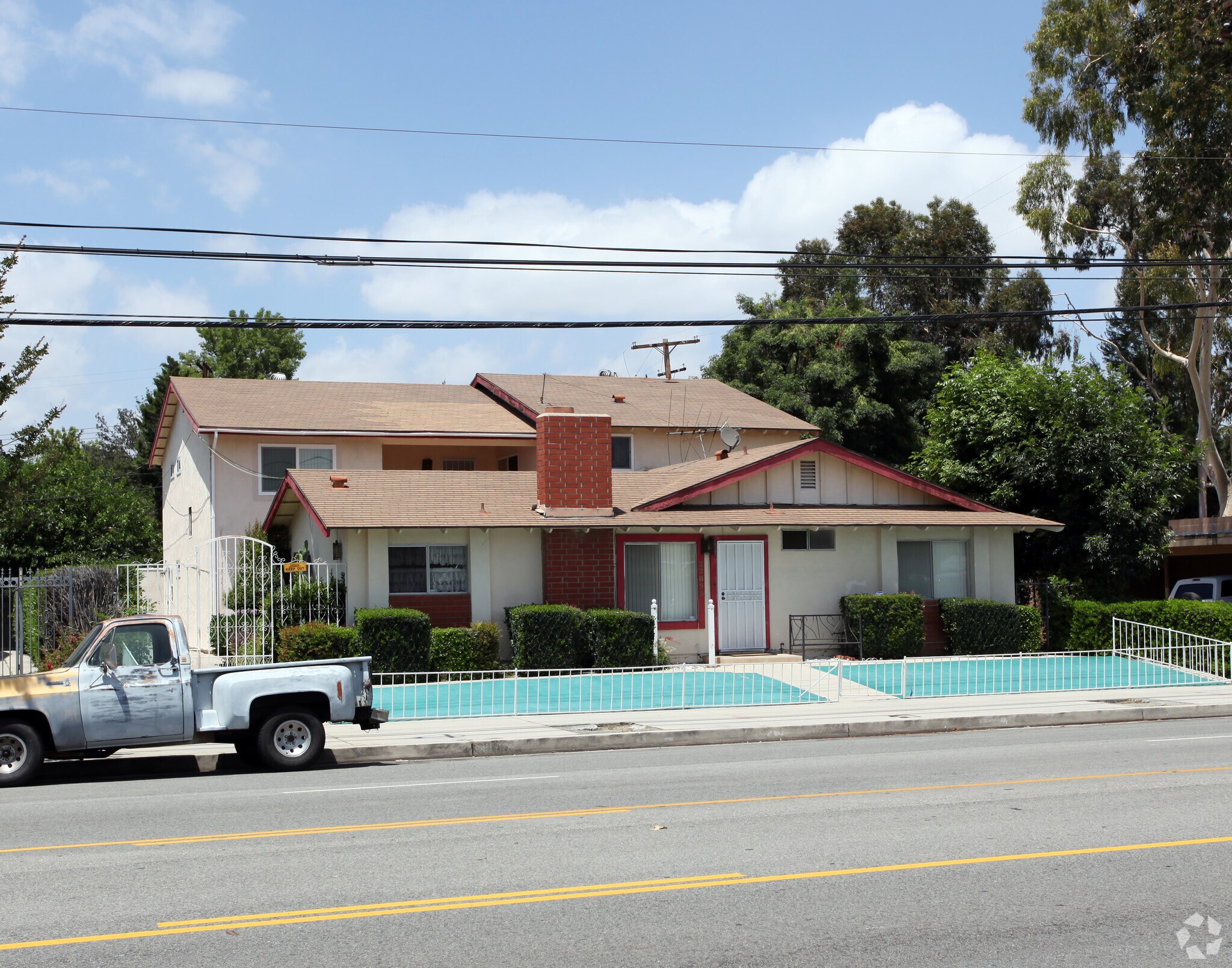 22855 Vanowen St, West Hills, CA for sale Primary Photo- Image 1 of 3