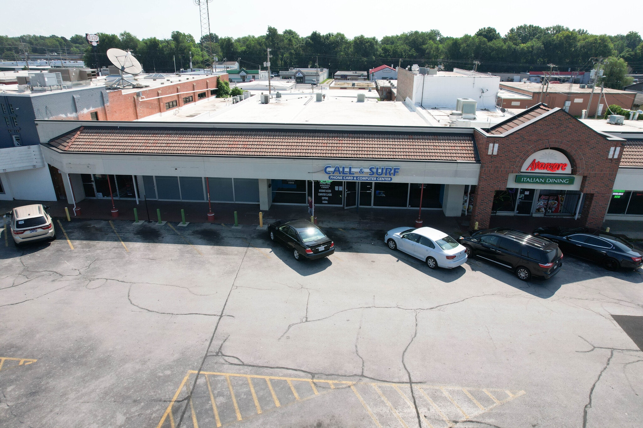 1800-1950 S Glenstone Ave, Springfield, MO for lease Building Photo- Image 1 of 11