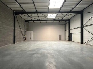 Plus de détails pour Bureau, Local d'activités à louer