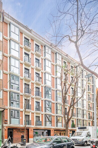 Calle Ponzano, 39-41, Madrid, Madrid à louer - Photo du bâtiment - Image 2 de 2
