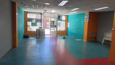 Commerce de détail dans Azuqueca de Henares, Guadalajara à louer Photo intérieure- Image 2 de 5