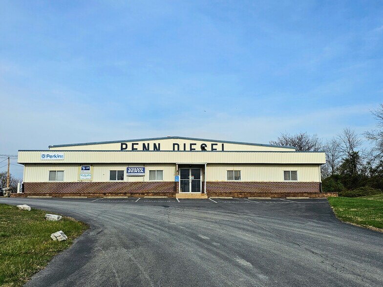 337 N Fairville Ave, West Hanover, PA à louer - Photo du bâtiment - Image 1 de 29