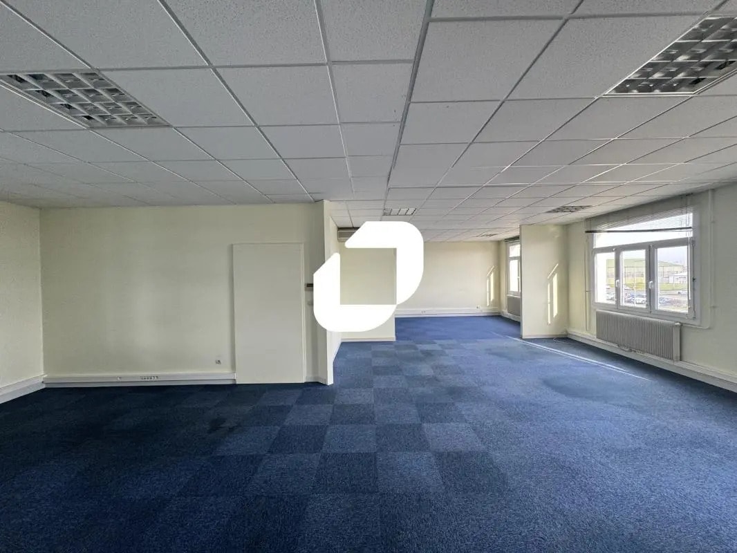 Office in Entzheim for lease Building Photo- Image 1 of 17