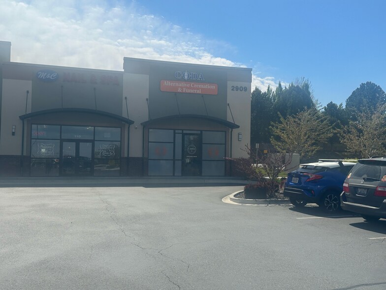 2909 S Quillan St, Kennewick, WA à louer - Photo du bâtiment - Image 3 de 8