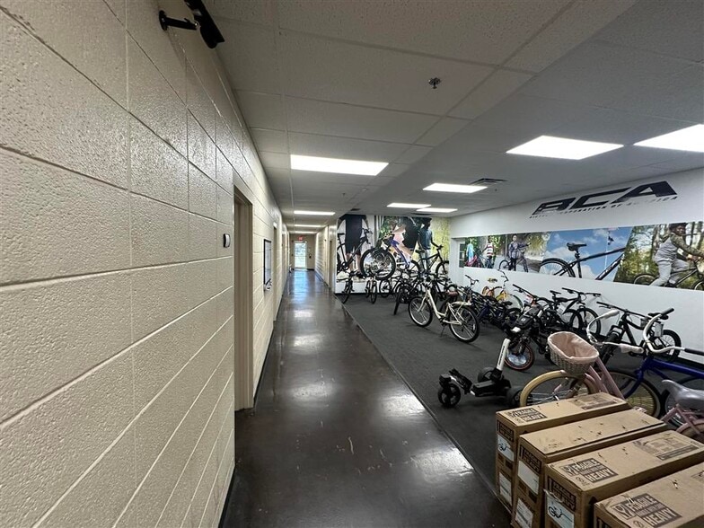 1000 Bicycle Way, Manning, SC for sale - Building Photo - Image 3 of 38