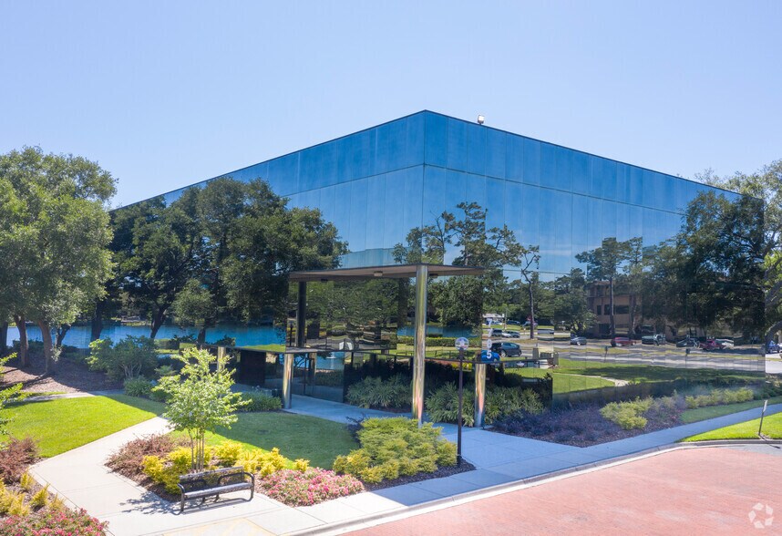 7785 Baymeadows Way, Jacksonville, FL à louer - Photo du bâtiment - Image 1 de 6