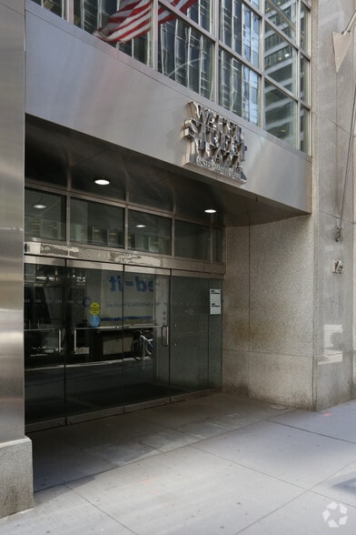 125 Maiden Ln, New York, NY à vendre - Photo du bâtiment - Image 3 de 39