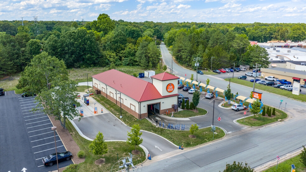 7300 Hull Street Rd, North Chesterfield, VA for sale - Building Photo - Image 3 of 6