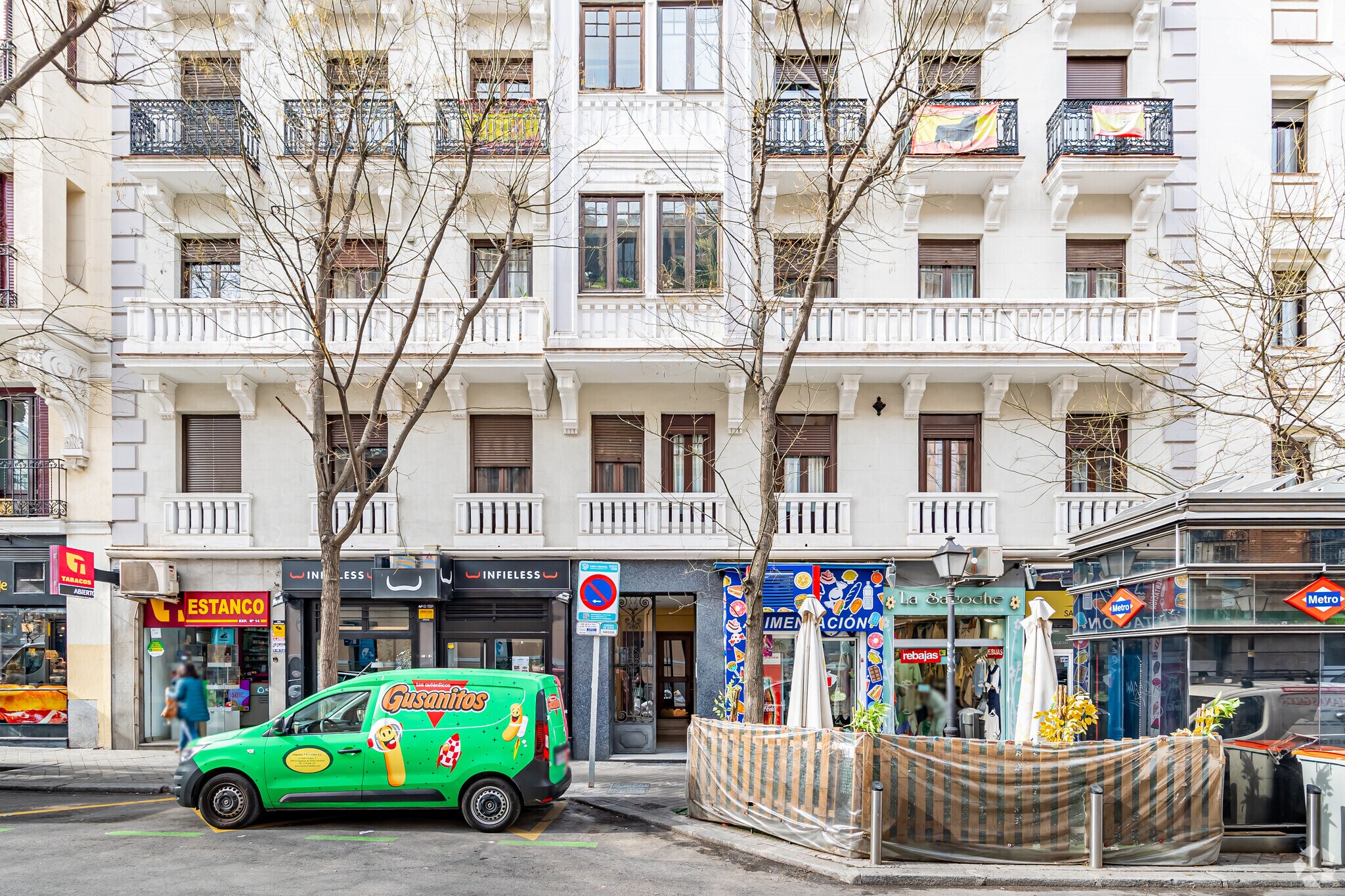 Immeuble residentiel dans Madrid, Madrid à vendre Photo du bâtiment- Image 1 de 3