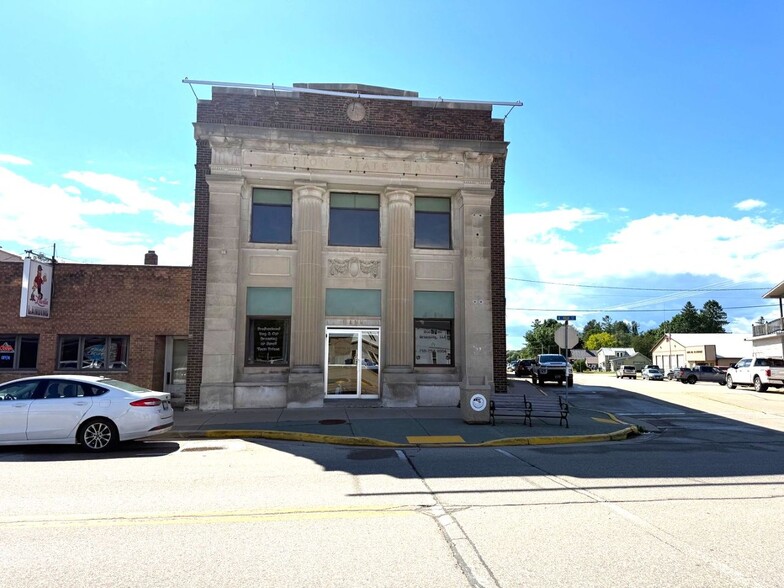 125 N Main St, Marion, WI for sale - Building Photo - Image 2 of 21