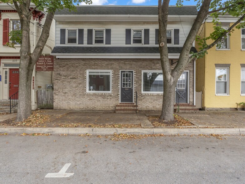 239 E Main St, Westminster, MD à vendre - Photo du bâtiment - Image 2 de 37