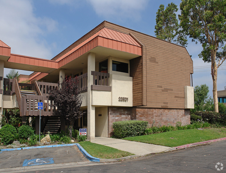 22921-22941 Triton Way, Laguna Hills, CA for sale - Building Photo - Image 1 of 1