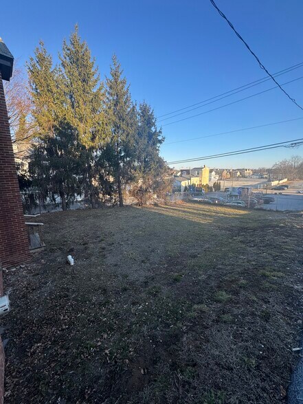 236 E Gay St, West Chester, PA à vendre - Photo du bâtiment - Image 2 de 5