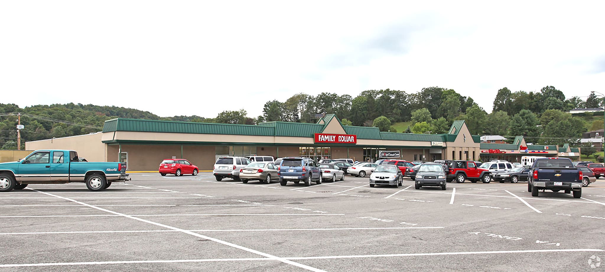 101-112 Rosebud Ave, Clarksburg, WV for lease Primary Photo- Image 1 of 4