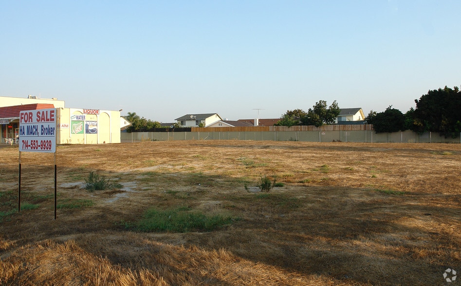 9491 Edinger Ave, Westminster, CA for sale - Building Photo - Image 1 of 4