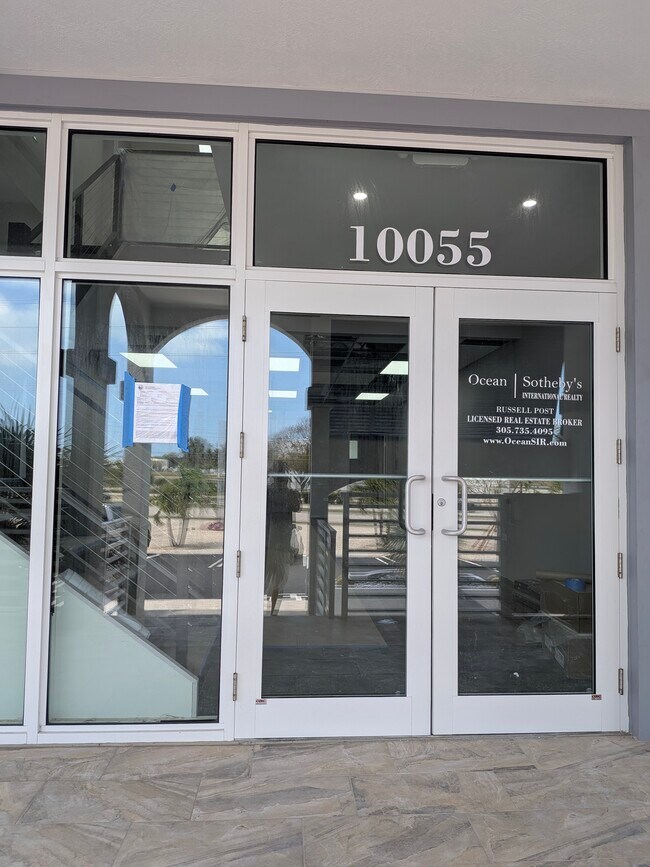Plus de détails pour 10045 Overseas Hwy, Marathon, FL - Bureau, Bureau/Médical à louer
