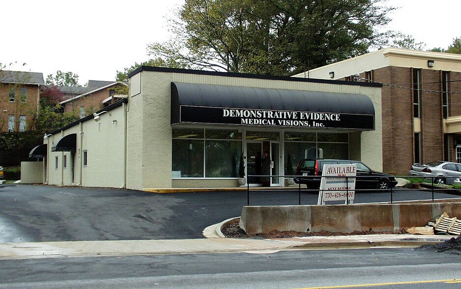 422 Roswell St, Marietta, GA à vendre - Photo du bâtiment - Image 2 de 7