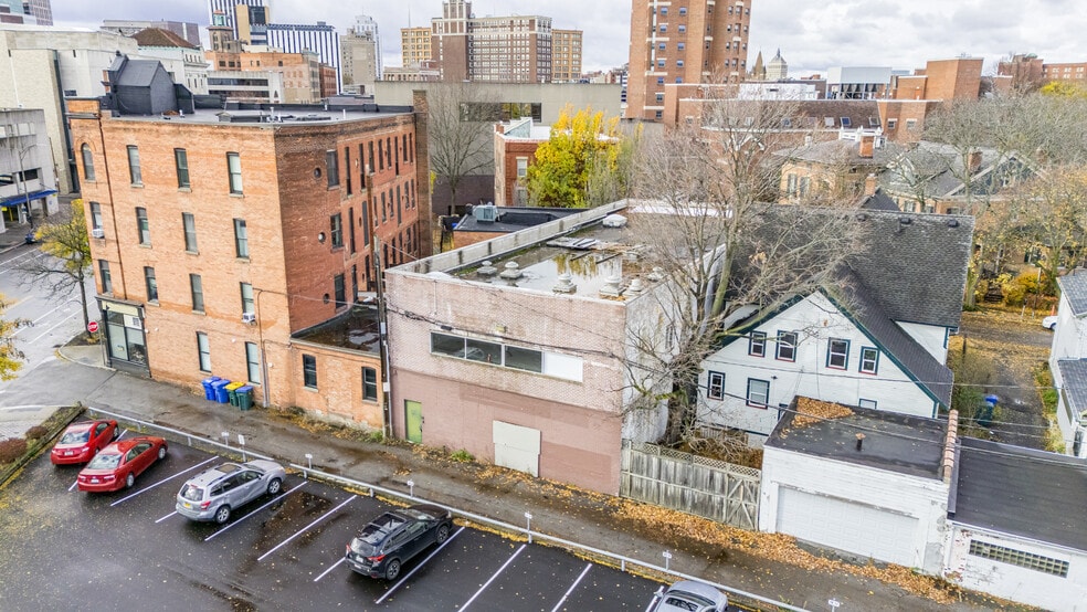 20 Windsor St, Rochester, NY à vendre - Photo du bâtiment - Image 3 de 9