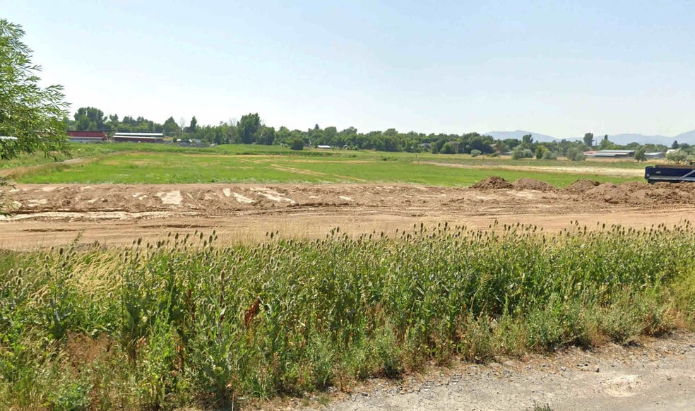 350 300 N, Hyrum, UT à vendre - Photo du bâtiment - Image 3 de 5