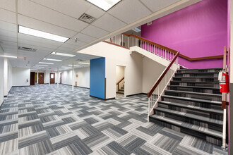 1300 E Rusk St, Jacksonville, TX for lease Interior Photo- Image 1 of 9