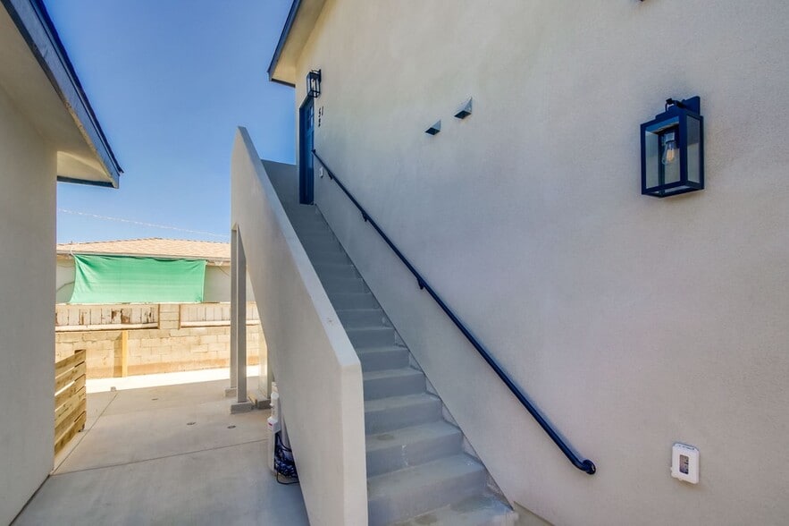 752 1/2 W 9th Ave, Escondido, CA for sale - Building Photo - Image 3 of 4