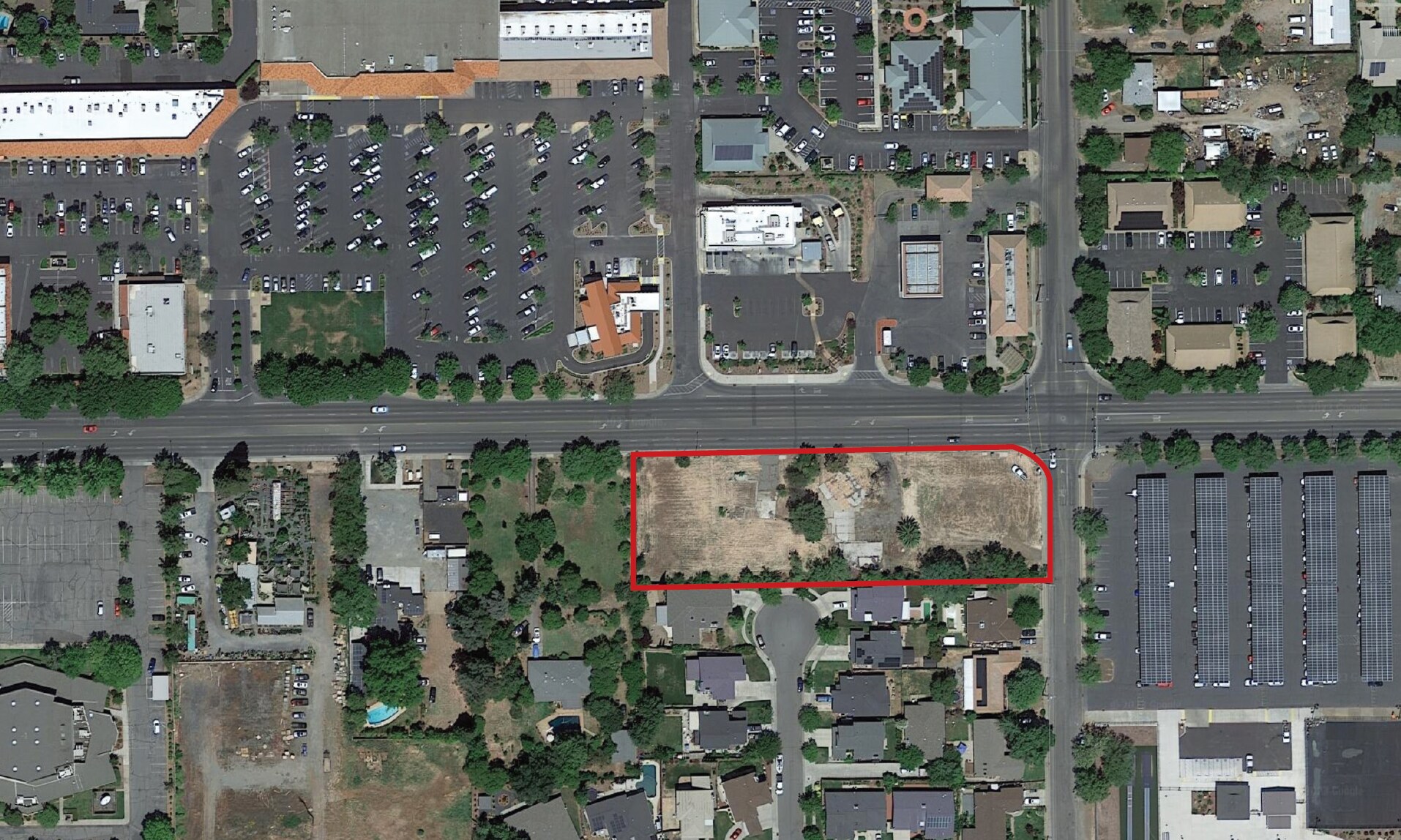 1389 East Ave, Chico, CA à louer Photo du bâtiment- Image 1 de 5