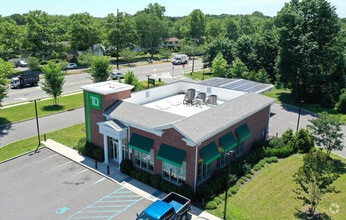 460 Pulaski Rd, Greenlawn, NY - Aérien Vue de la carte - Image1