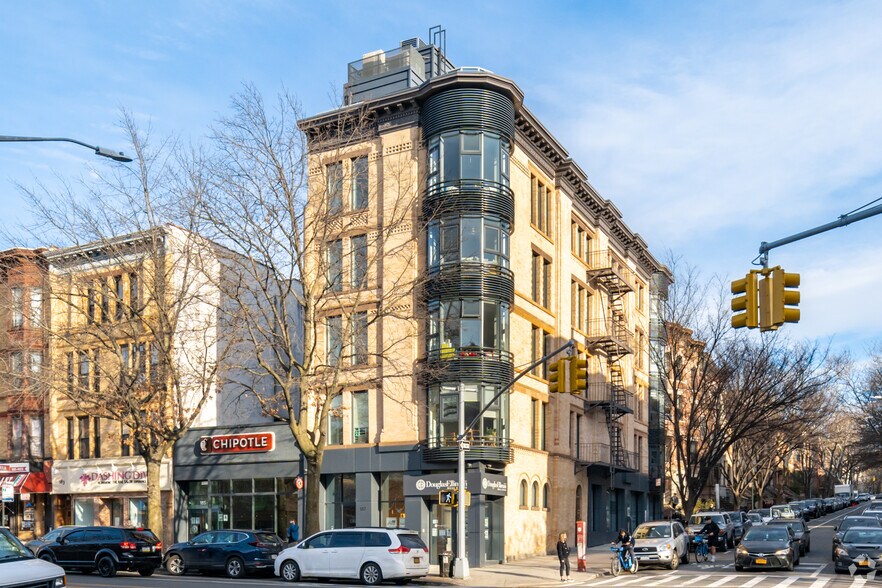 187 7th Ave, Brooklyn, NY à vendre - Photo du bâtiment - Image 1 de 2