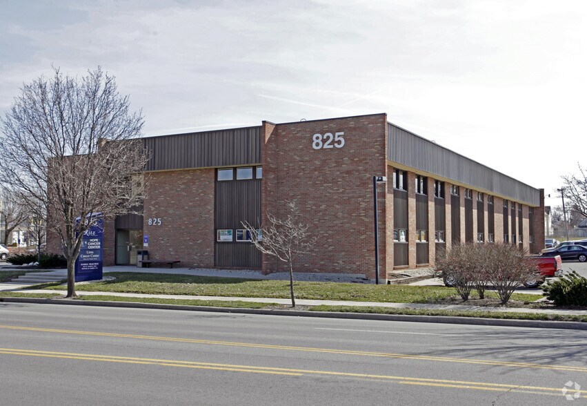825 W Market St, Lima, OH à louer - Photo du bâtiment - Image 2 de 7