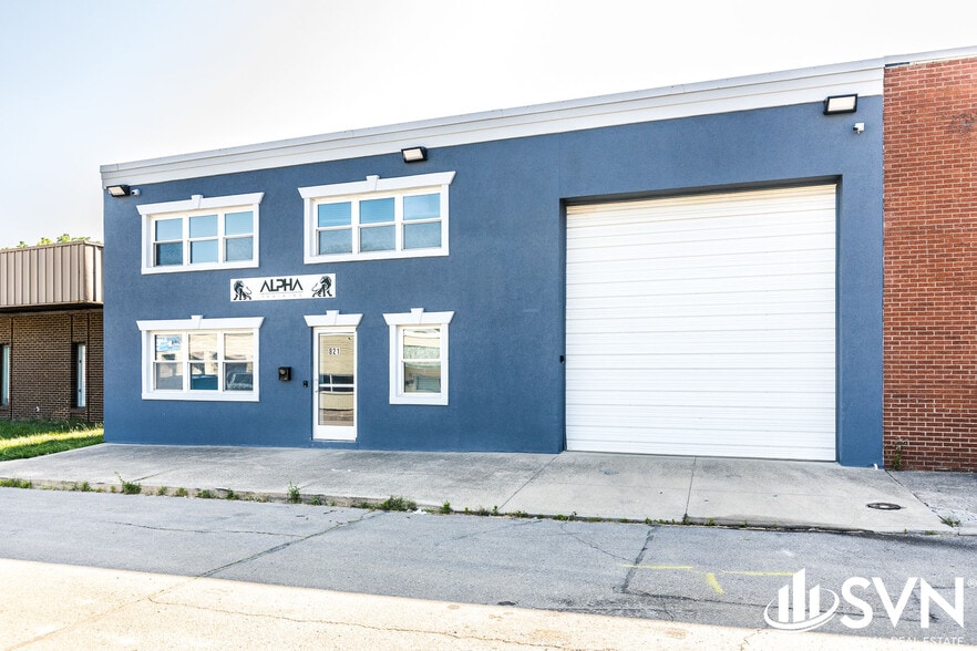 821 Porter Pl, Lexington, KY for lease - Building Photo - Image 2 of 11