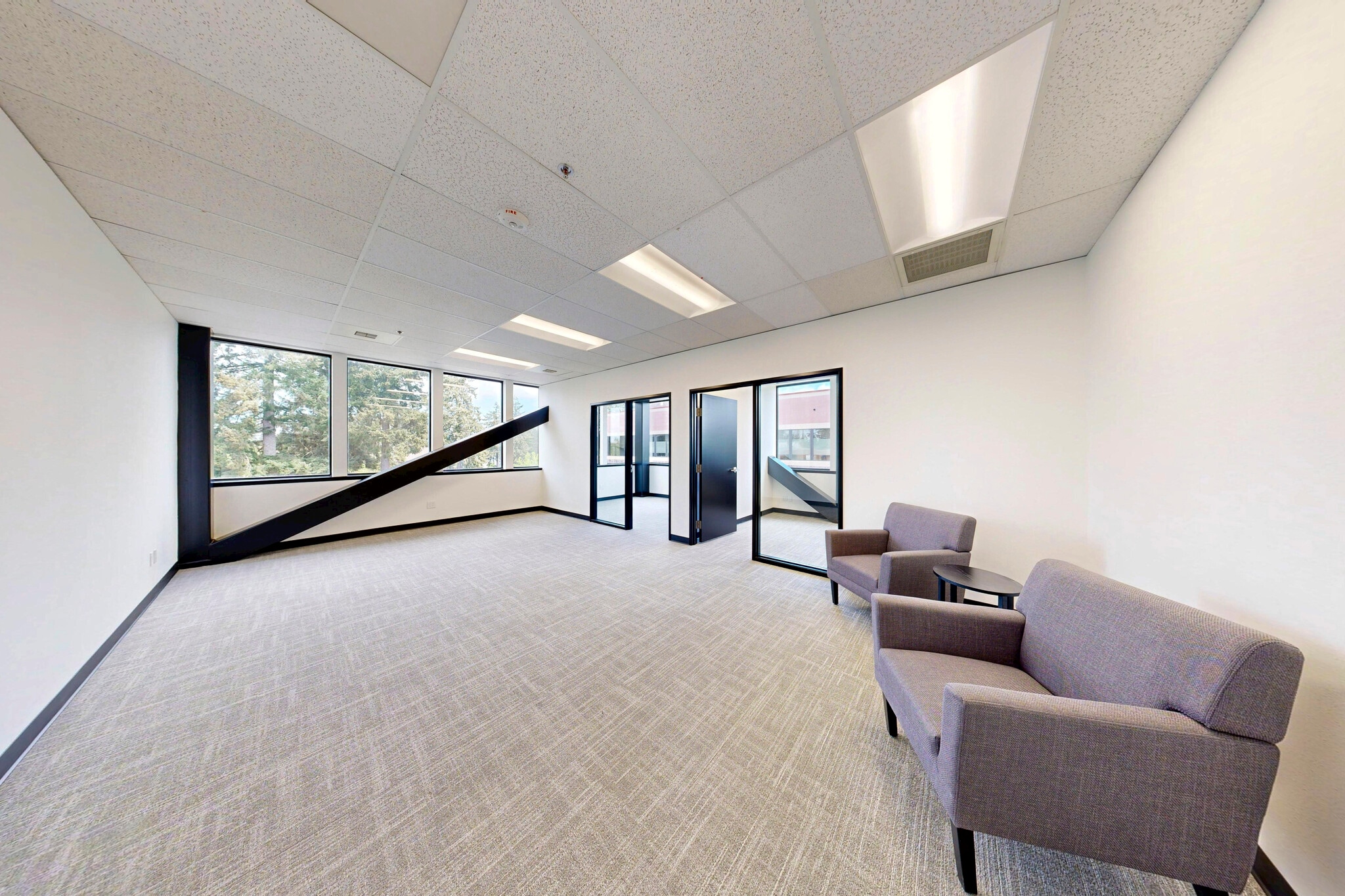 676 Woodland Square Loop SE, Lacey, WA for lease Interior Photo- Image 1 of 6