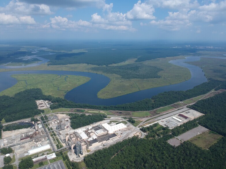 3350 Cypress Gardens Rd, Moncks Corner, SC à vendre - Photo du bâtiment - Image 2 de 6