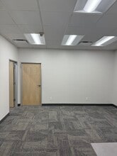 601 S Milliken Ave, Ontario, CA à louer Photo intérieure- Image 1 de 8