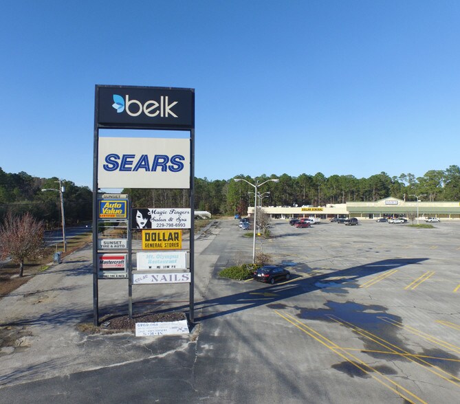 2505 S Main St, Moultrie, GA à louer - Photo du bâtiment - Image 3 de 11