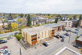 1133 17 Av NW, Calgary, AB - Aerial map view - Image1
