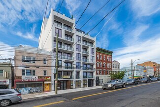 Plus de détails pour 23-33 Astoria Blvd, Astoria, NY - Multi-résidentiel à vendre