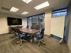 200 Ashford Ctr N, Atlanta, GA à louer Photo intérieure- Image 2 de 4