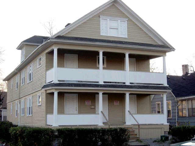 497 Central Park, Rochester, NY à vendre Photo principale- Image 1 de 2