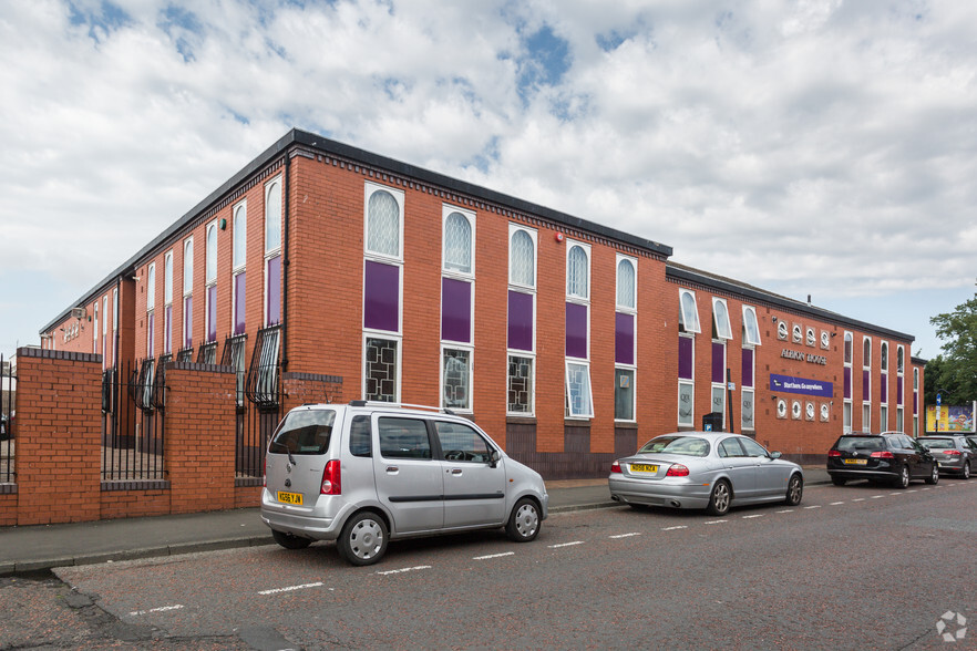 West Percy St, North Shields for lease - Building Photo - Image 1 of 3