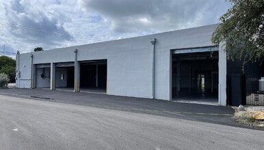 5731 SW 23rd St, West Park, FL for lease Building Photo- Image 1 of 10