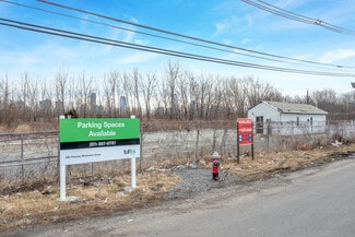 Plus de détails pour 300 Thomas McGovern Dr, Jersey City, NJ - Terrain à louer