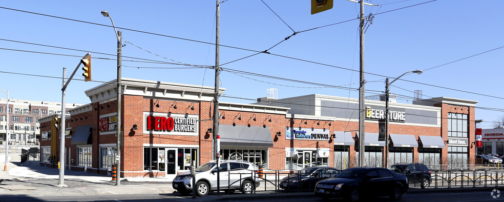 3560 Lake Shore Blvd W, Toronto, ON for sale - Building Photo - Image 2 of 4