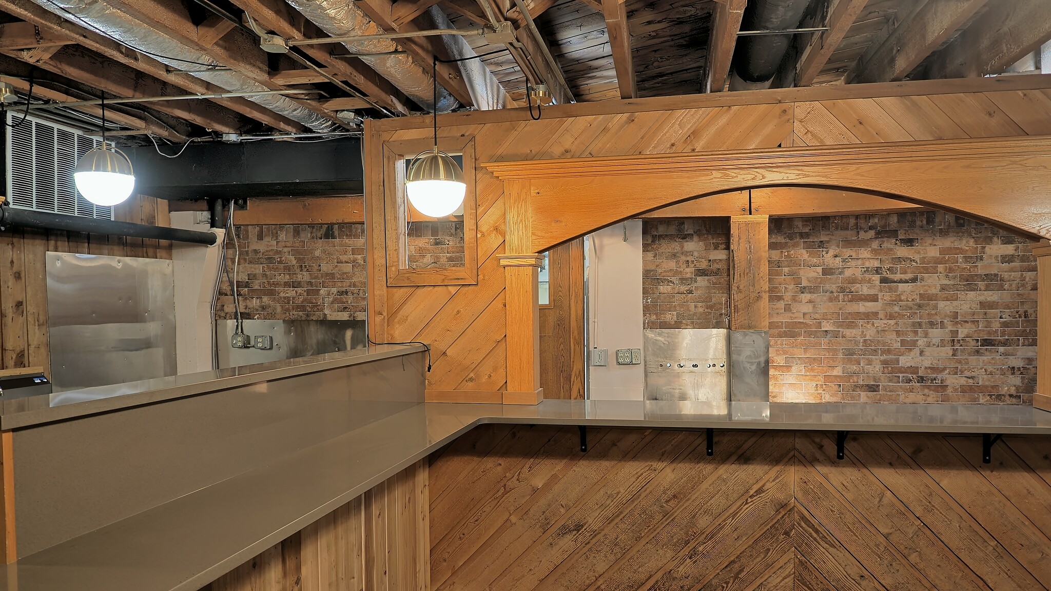 117 E 1st St, Port Angeles, WA for lease Interior Photo- Image 1 of 8