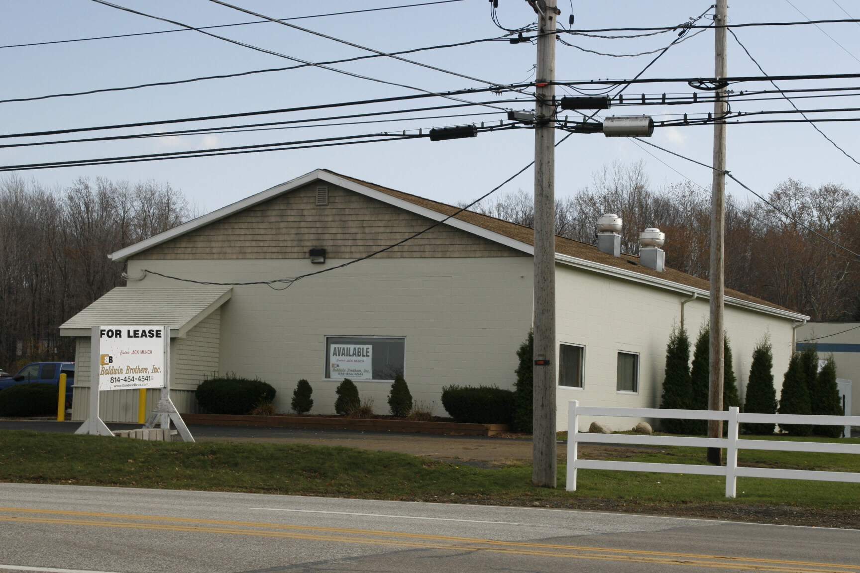 5901 W Ridge Rd, Erie, PA for lease Building Photo- Image 1 of 4