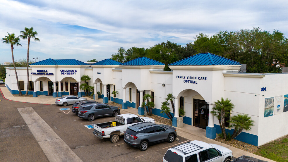 900 W Sam Houston Blvd, Pharr, TX for lease - Building Photo - Image 2 of 4