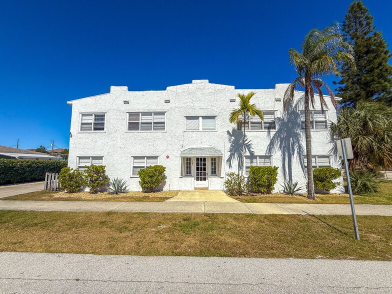 215 S Seacrest Blvd, Boynton Beach, FL for sale - Building Photo - Image 2 of 20